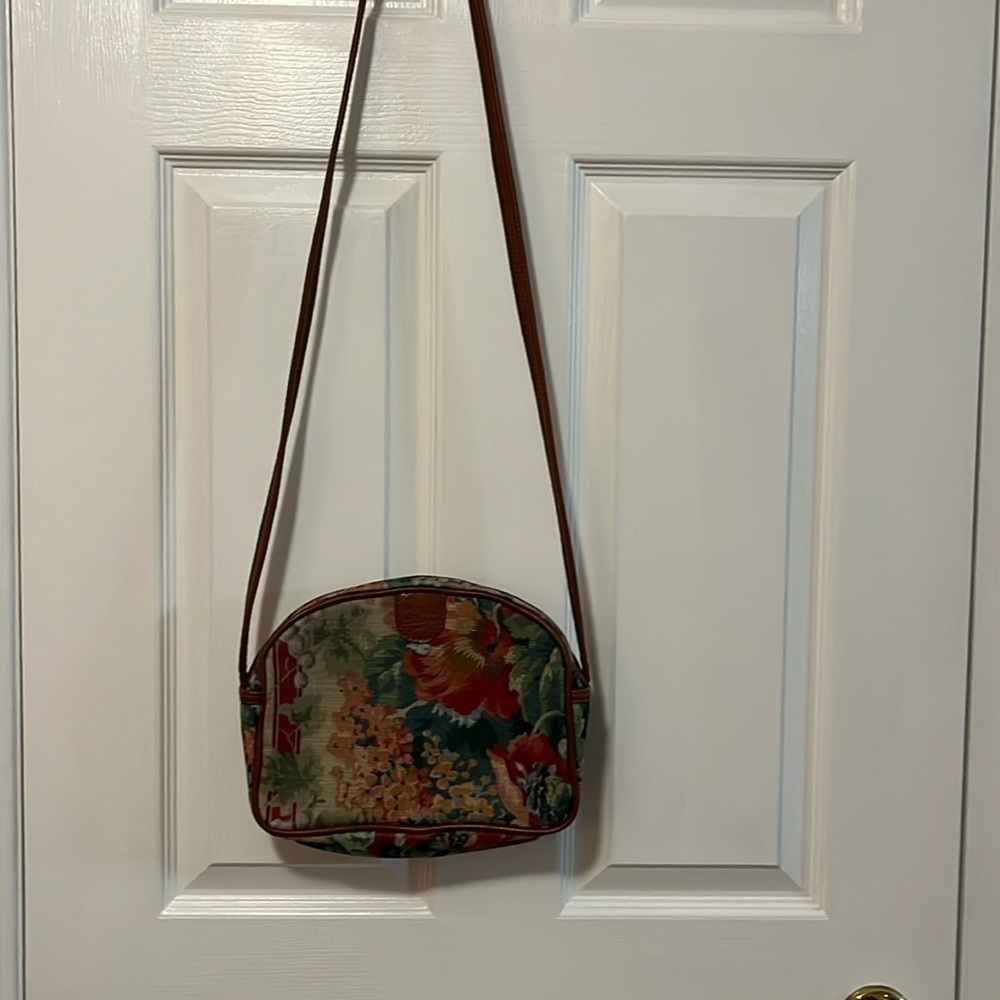 Vintage floral  purse